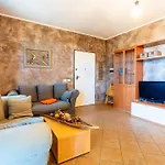 Appartement Zenzero E Cannella-2 By Interhome *