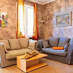 Zenzero E Cannella-2 By Interhome Appartement