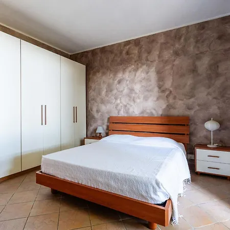 Zenzero E Cannella-2 By Interhome *