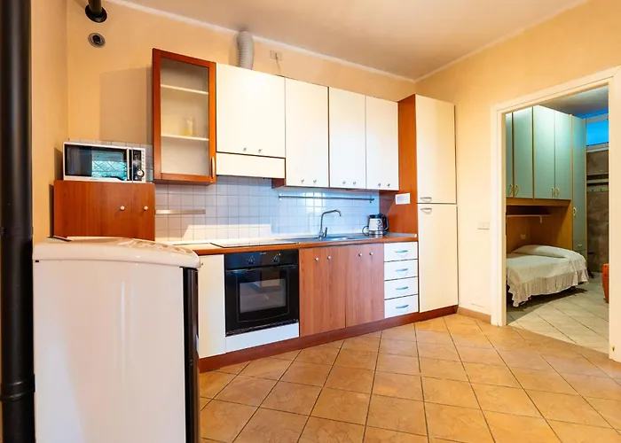 Zenzero E Cannella-2 By Interhome * Diano San Pietro