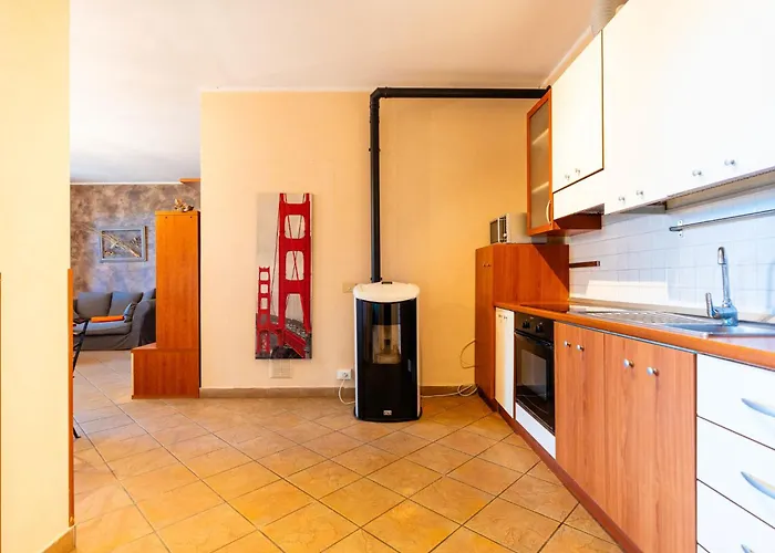 شقة Zenzero E Cannella-2 By Interhome Diano San Pietro